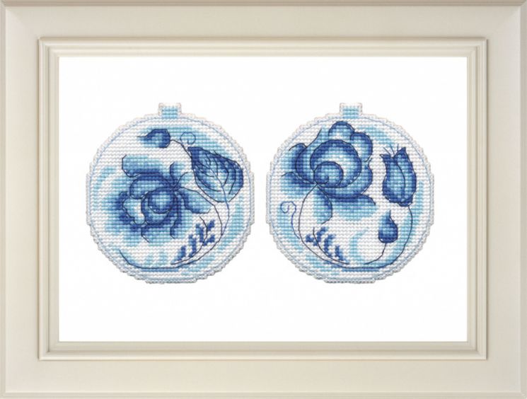 1149 Набор для вышивания ОВЕН "Елочная игрушка. Гжель"