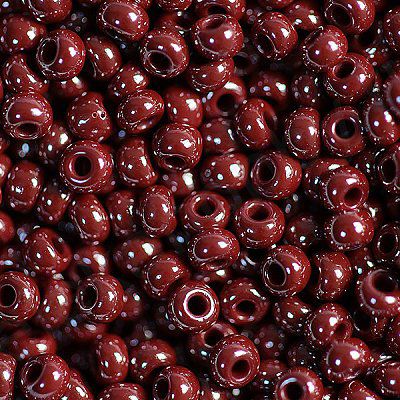 Бисер Preciosa 18600 коричневая керамика