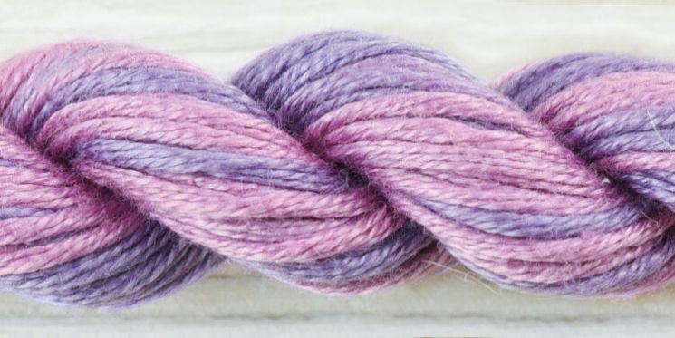 2409 Нитки ручного окрашивания OwlForest на основе ПНК, пасма 8 метров, Персидская сирень