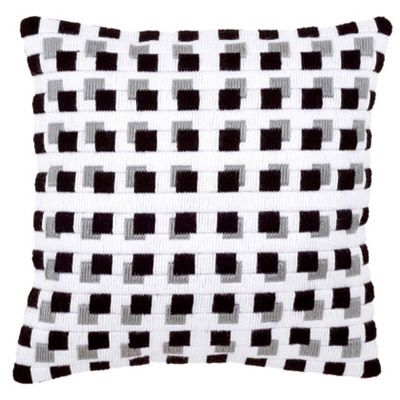 Подушка "Шахматная доска" (Vervaco)