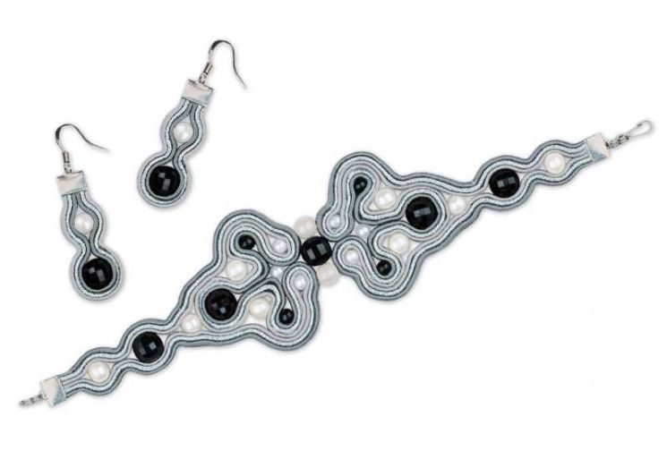 Набор для вышивания Риолис Браслет и серьги "Серебро",  18х4 и 1,5х5 см 1411АС 